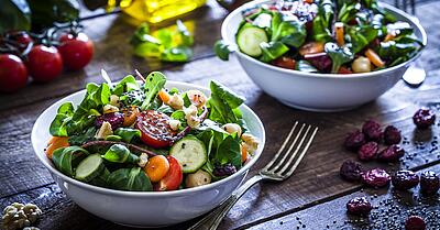 Salat by fcafotodigital (iStock)