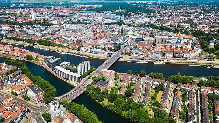 Bremer Innenstadt by Saiko3p (iStock)